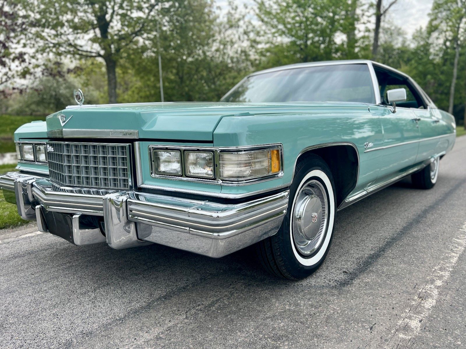 Cadillac Deville  1976 8,2 L