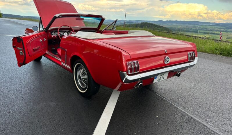 Ford Mustang Cabriolet V8 voll